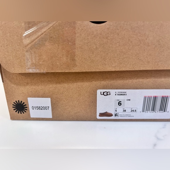 UGG K Tasman II youth kids Size 6 Slippers Shoes 1019066K - Picture 2 of 11